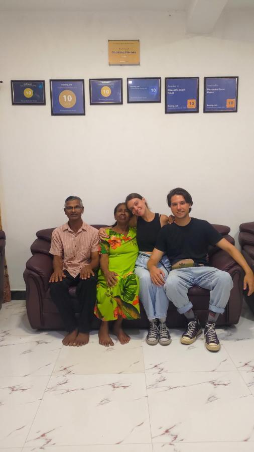 Maneesha Guest House Weligama Bagian luar foto