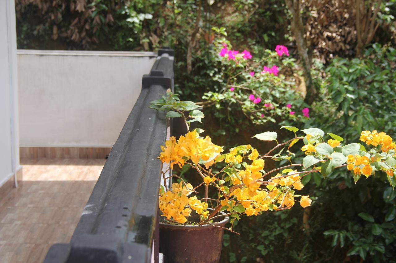Maneesha Guest House Weligama Bagian luar foto